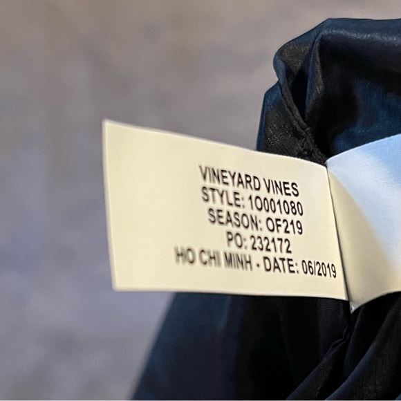 Vineyard Vines puffer vest mens size‎ small NWOT black - Picture 13 of 13